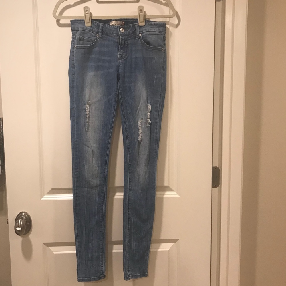 Perfect condition! Just USA Ripped Skinny Jeans